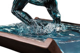 Aliens - Alien Water Attack Statue - Premium Statue