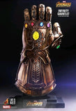 Avengers 3: Infinity War - Infinity Gauntlet Prop Replica - Replica & Dolls