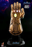 Avengers 4: Endgame - Infinity Gauntlet 1:4 Scale Replica - Replica & Dolls