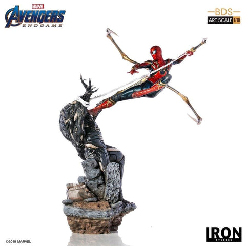 Avengers 4: Endgame - Iron Spider vs Outrider 1:10 Scale Statue - Premium Statue