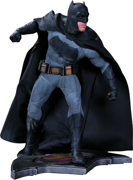 BvS - Batman Statue - Premium Statue