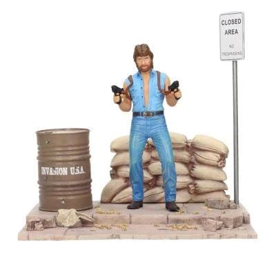 Chuck Norris - Matt Hunter 7 Diorama - Vinyl Statue