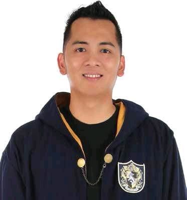 Fantastic Beasts - Hufflepuff Hogwarts Vintage Robe - Clothing & Cosplay