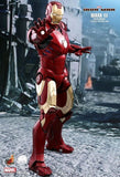 Iron Man - Mark III Deluxe 1:4 Scale Action Figure - Premium Action Figure
