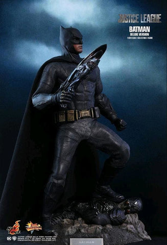 Justice League Movie - Batman Deluxe 12 1:6 Scale Action Figure - Premium Action Figure