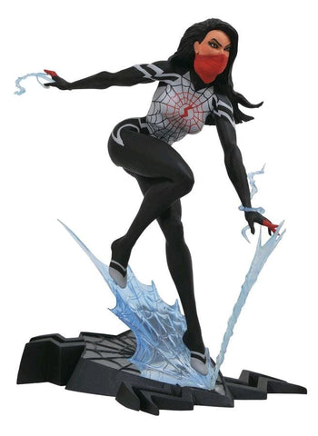 Spider-Man - Silk PVC Diorama - Vinyl Statue