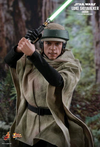 Star Wars - Luke Skywalker Endor 12 1:6 Scale Action Figure - Premium Action Figure