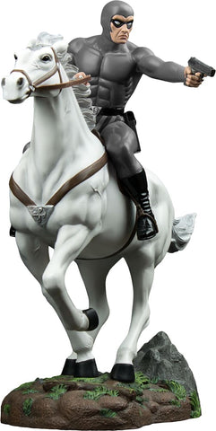 The Phantom - Phantom on Hero Statue Grey Suit Edition - Premium Statue