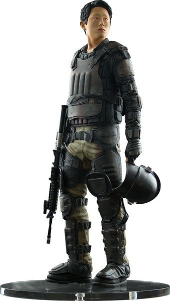 Walking Dead - Glenn in Riot Gear Statue - Premium Statue