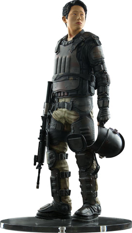 Walking Dead - Glenn in Riot Gear Statue - Premium Statue